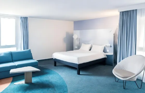 宜必思尚品土倫港口中心酒店