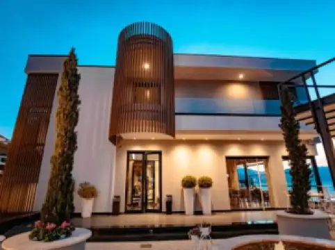 โรงแรม มิรามาเร่