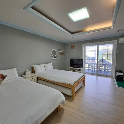 Pyeongchang Neunkotsae Pension Отели рядом с достопримечательностью «Лыжный курорт Феникс Парк»