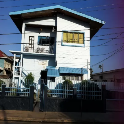 멜버른 인-트리니다드  호텔