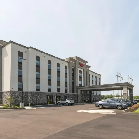 Hampton Inn Buffalo/Hamburg Отели в г. Ангола он Лейк