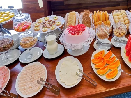 Entremares Hotel Отели рядом с достопримечательностью «Sao Conrado»