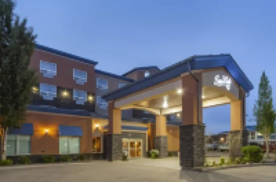 Best Western Cold Lake Inn