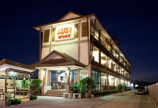 메타 팰리스 외관 및 내부 사진