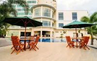 Golden Palace Hotel Lombok - Swimmingpools