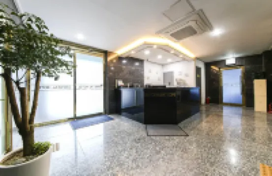 Incheon (Geomdan) Crystal Hotel