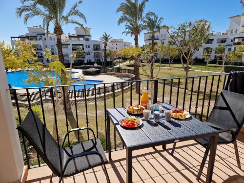 Stunning 2-Bedroom Apartment in Hacienda Riquelme Golf Resort, Sucina, Murcia - مطابخ
