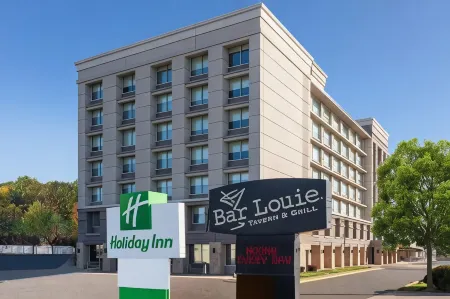Holiday Inn CHICAGO OAKBROOK by IHG
