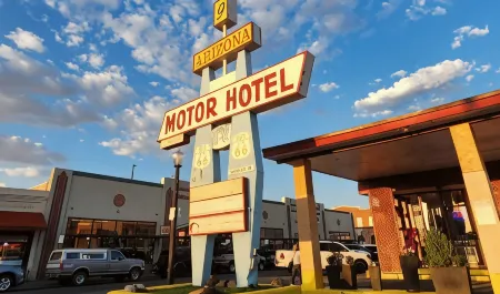 Arizona 9 Motor Hotel