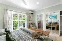 Noosa Valley Manor B&B - parking
