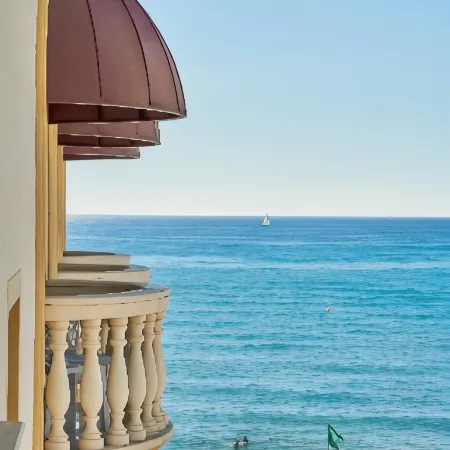 URH Sitges Playa