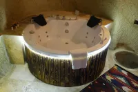 Kale House Nar - Bathtub