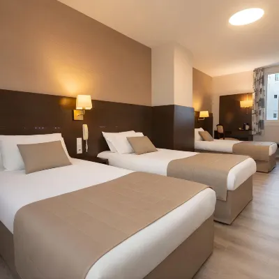 Hôtel Croix des Bretons - Lourdes Pyrénées Hotels near Sanctuary of Our Lady of Lourdes