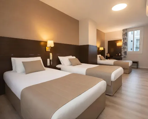 Hôtel Croix des Bretons - Lourdes Pyrénées Hotels in Lourdes