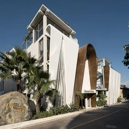 Xianyun Astrum Pool | Dessert · 360 ° Cliff Sea View Music Hot Spring Hotel (Dali Erhai Branch)
