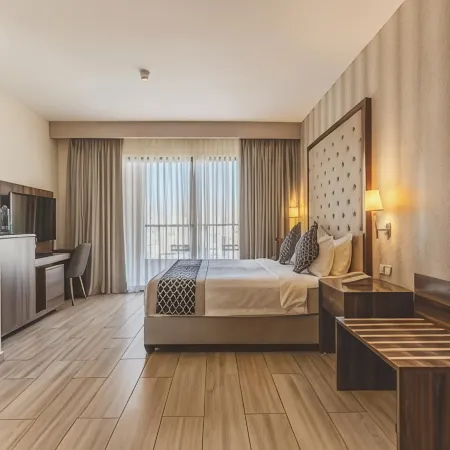 Lacosta Hotel