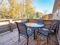 The Maple Den Hotels in Radcliff