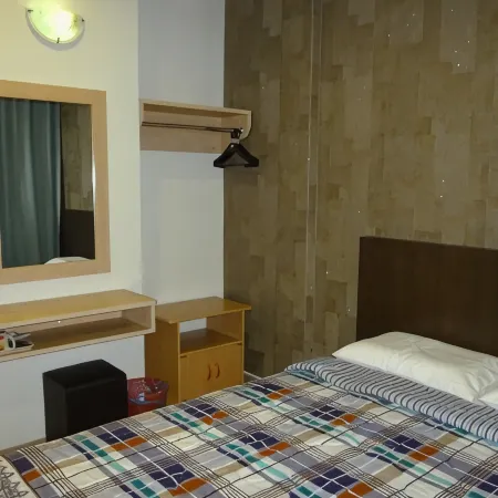 G Six Hotel