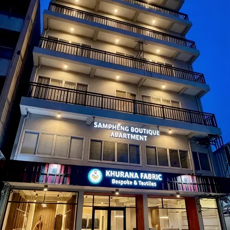 Sampheng Apartment Отели рядом с достопримечательностью «Школа Суан Кураб»