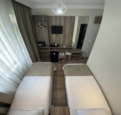 Kutberk Hotel Kemer - Bed and Breakfasts