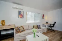 Cozy 2BR/2BA Guest House in Alhambra w/ AC, WiFi, Peaceful Stay