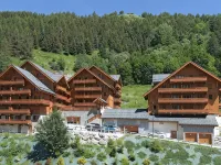 Odalys Le Hameau Residence and the Chalets de la Vallée d'Or Hotels in Valloire