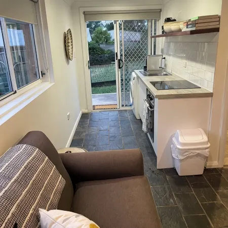 Cosy Private Studio Hotels in Bathurst