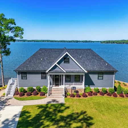 Gaston Shores / Boat Dock, Lake Access & Hot Tub