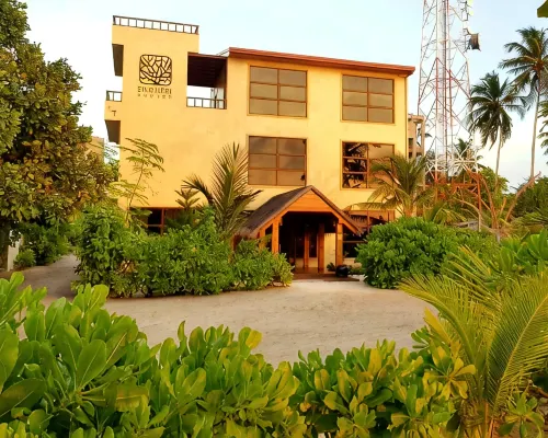 Endheri Sunset Hotels in Dhangethi
