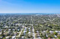 Modern Organic King Beds Salt POOL/SPA Dwtn Sarasota Retreat near Siesta Beach - مسبح خاص