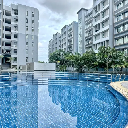 Near Nanyang Street | Midori Mount Austin | 5-7Pax | 3B2B