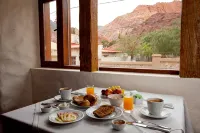 Hotel Marqués De Tojo - พร้อมอาหารเช้า
