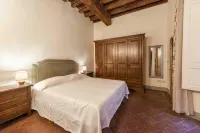 Classic Florence Apartment B By MMega - Condos