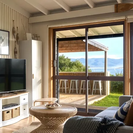 Waubs Beach Cottage