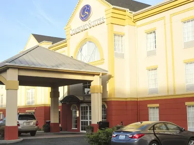 Comfort Suites Newark - Harrison Hotels in Newark