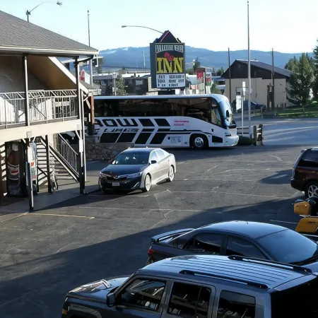 Brandin' Iron Inn