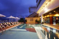 Centara Hotel Hat Yai - Pools