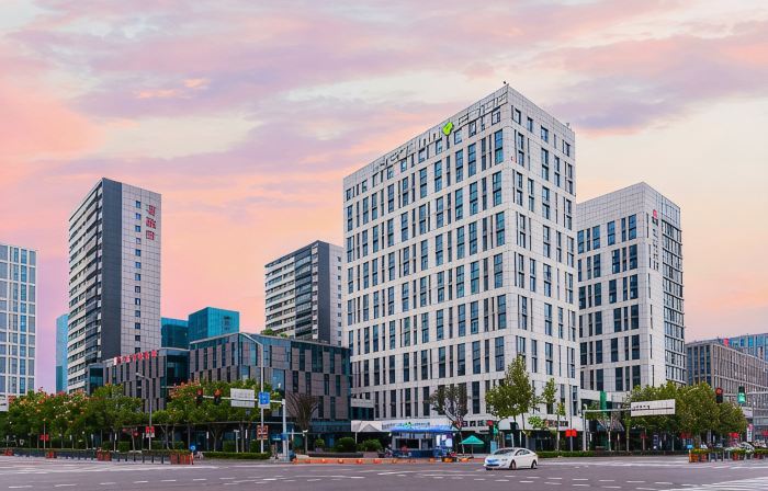 Lereal Inn (Ningbo East New Town Convention and Exhibition Center)