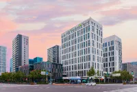 Lereal Inn (Ningbo East New Town Convention and Exhibition Center)