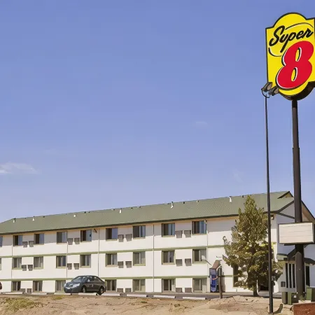 Super 8 by Wyndham Pueblo