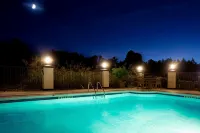 La Quinta Inn & Suites by Wyndham LaGrange / I-85 - Pools