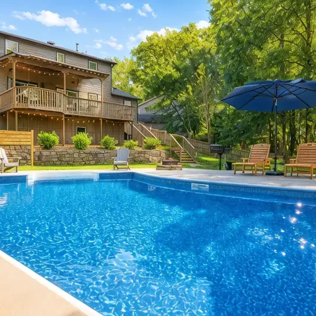 Modern Home - Private Pool & Sauna in Atlanta Suburb / World Cup Ready