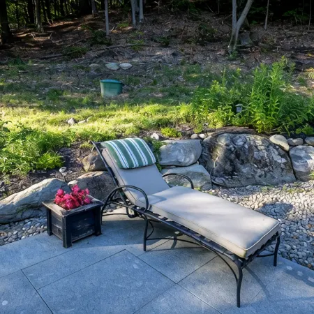 Charming and quiet rental 3 miles from the Mt. Mansfield skiing area