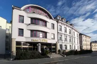 Hotel Trinity Hotel di 