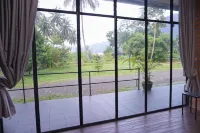 Baan Rim Nam Resort - 2-Star