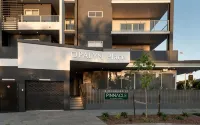 Chermside Central Apartment - balcony