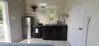 Studio w Pool Near IGY Marina, Beach & Amenities - Bintang 2