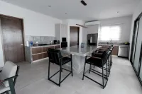 Water Front property for large families. With all the amenities you need. - Villas