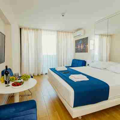 Royal Sea Breeze Apartments Rooms