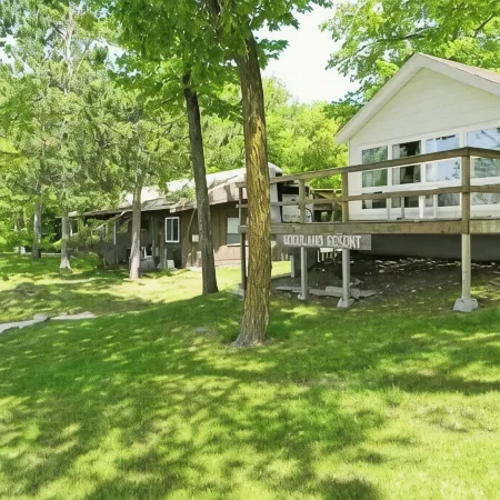 Affordable cabin on Pokegama with 50” smart TV